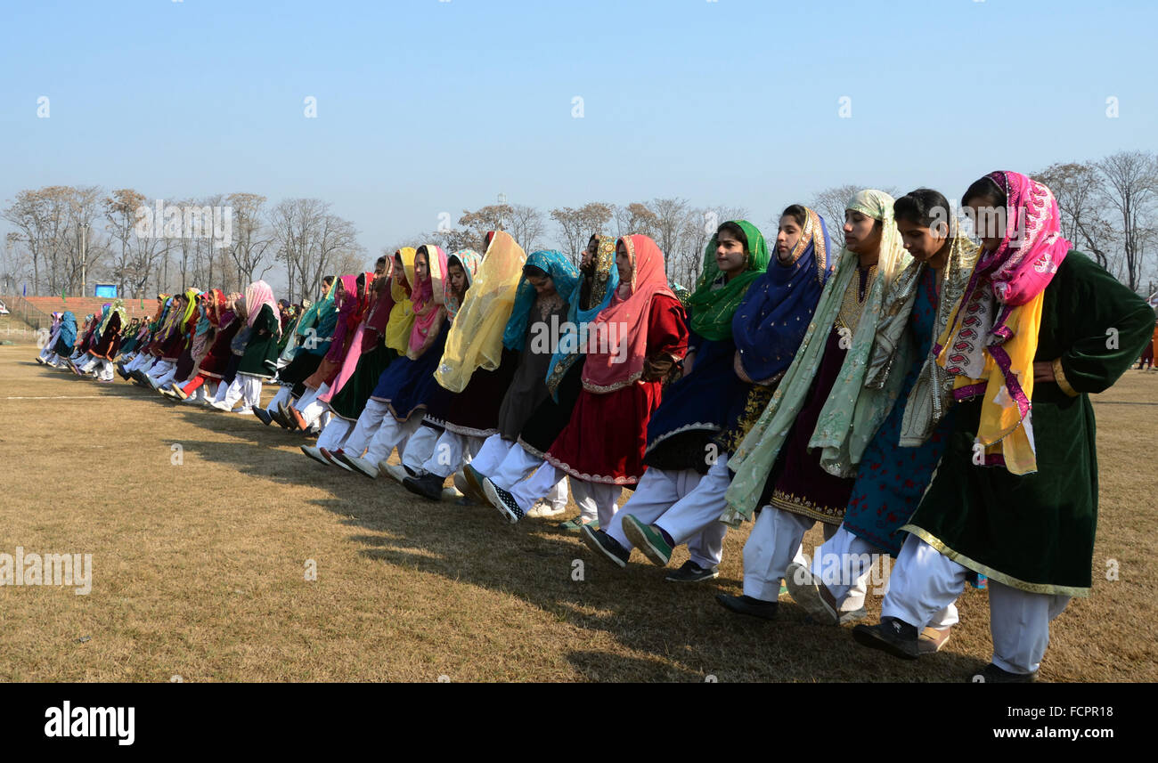Girls from Kargil Kashmir and Ladakh | kargil girl wearing 