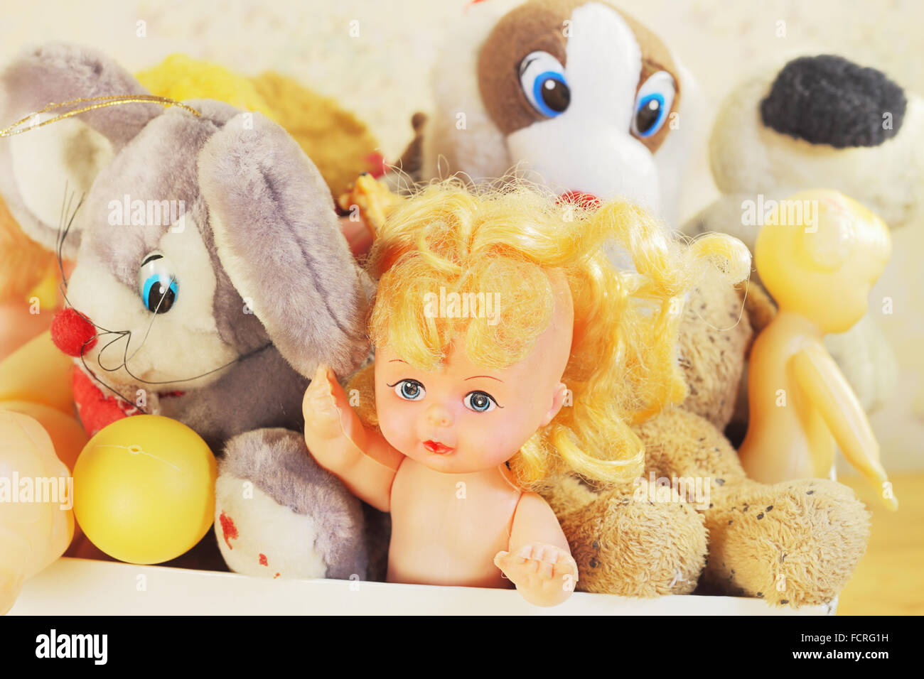 Pile of soft toys hi-res stock photography and images - Alamy
