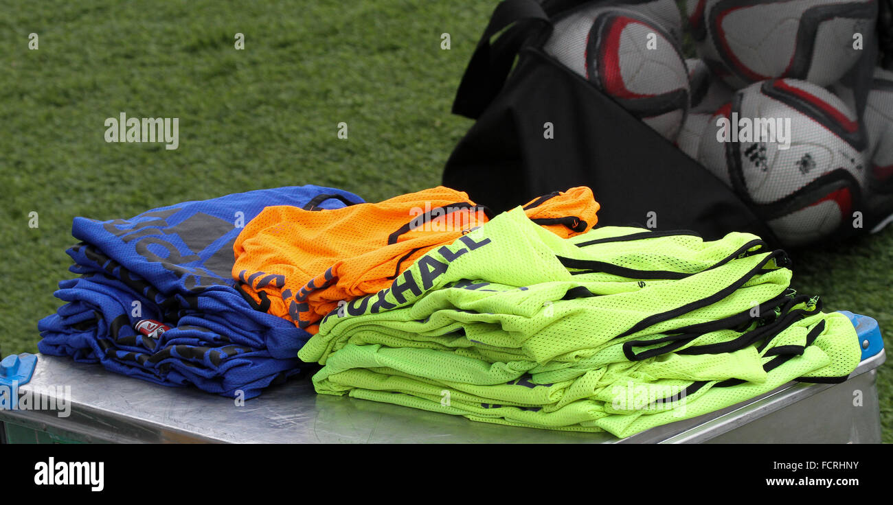 Football training bibs hires stock photography and images Alamy