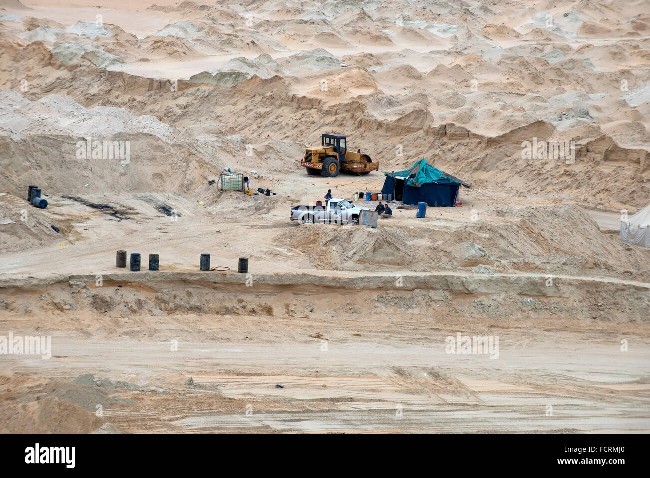 Work commencing along a section of the waterway on the new Suez Canal Stock Photo