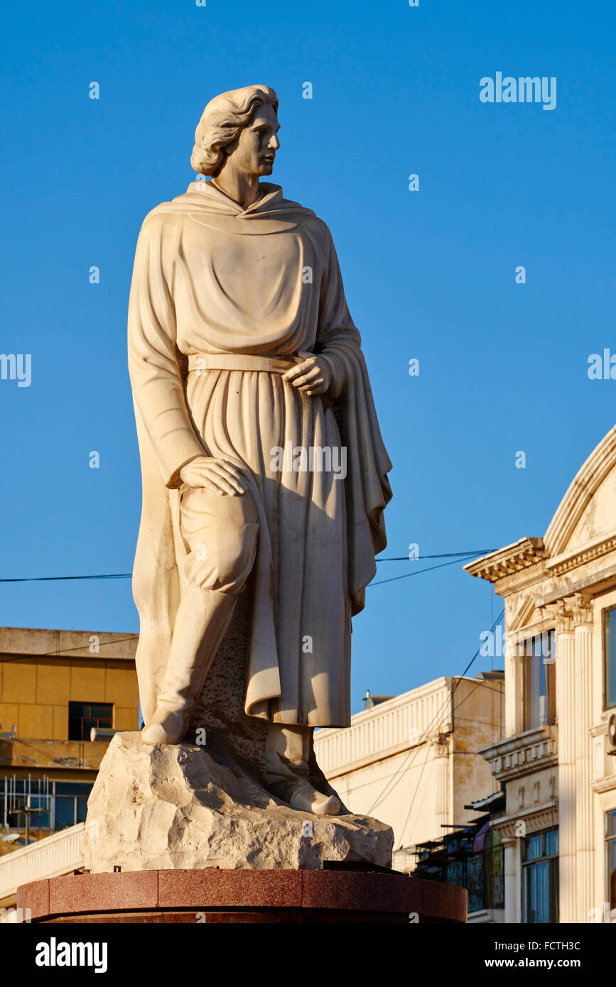 Marco polo statue hi-res stock photography and images - Alamy