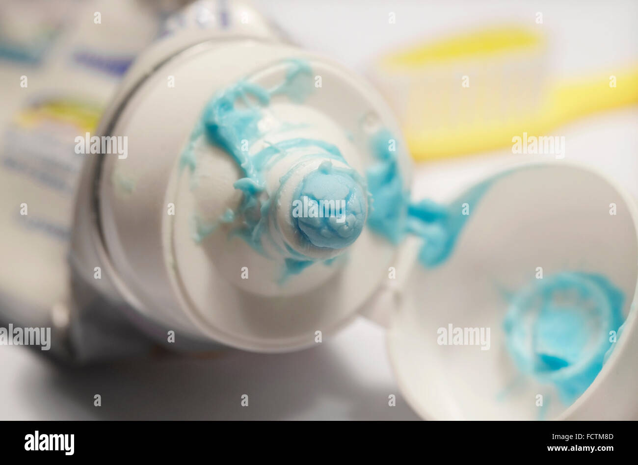 Messy Toothpaste High Resolution Stock Photography And Images Alamy