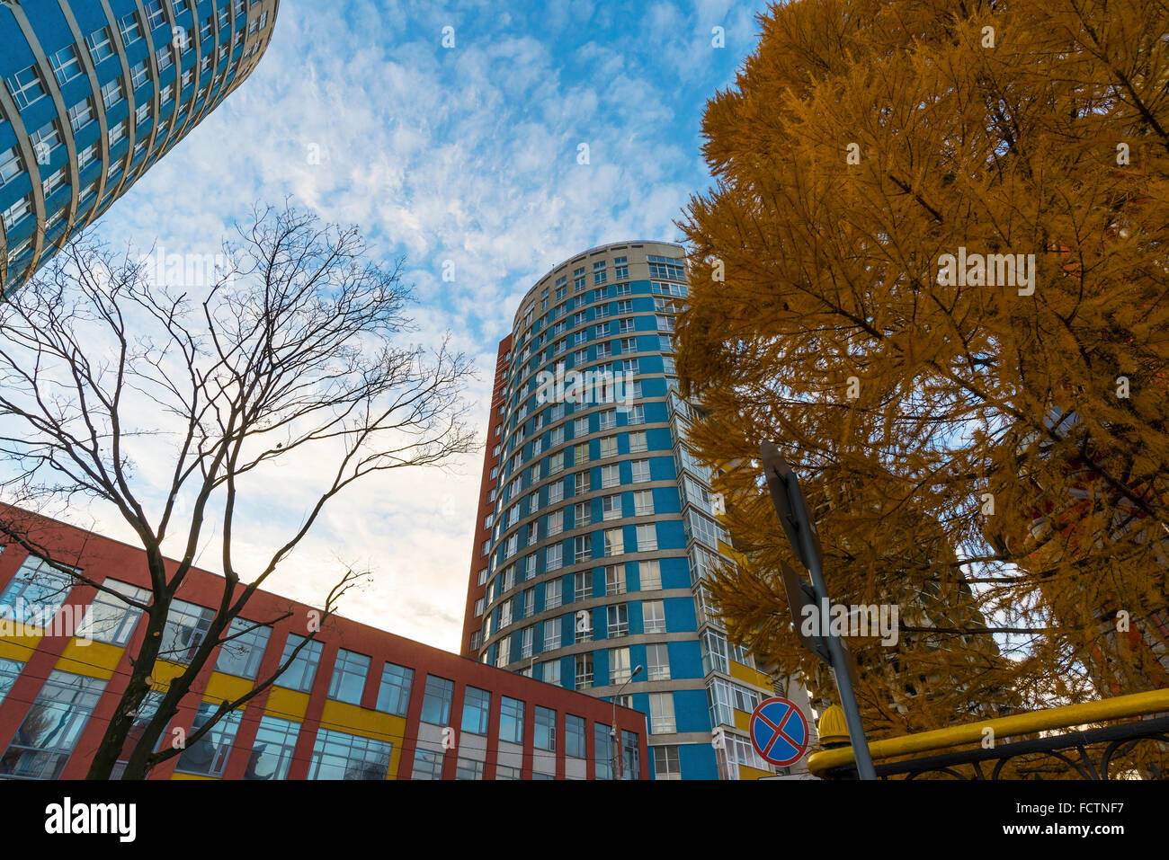 Modern high-rise apartment building Stock Photo - Alamy