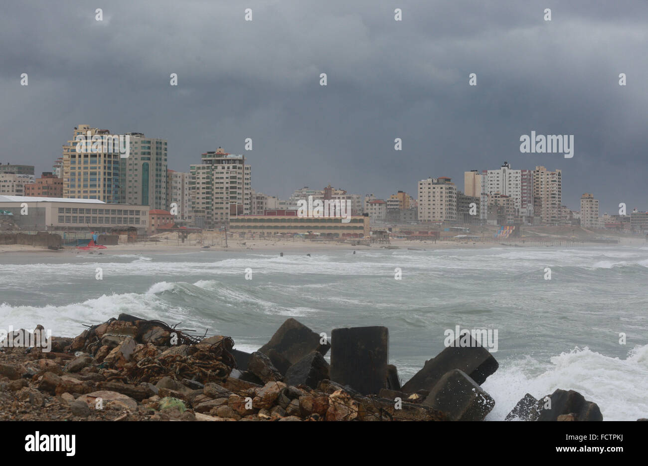 Gaza, Palestine. 25th Jan, 2016. Overview of the Gaza seaport on the