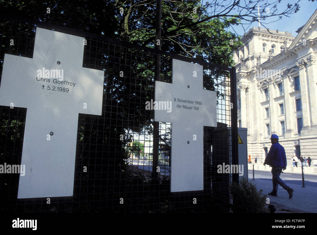 Germany, Berlin, crucifixes for the victims of the Berlin Wall near the Reichstag Parliament building.  DEU, Deutschland, B Stock Photo