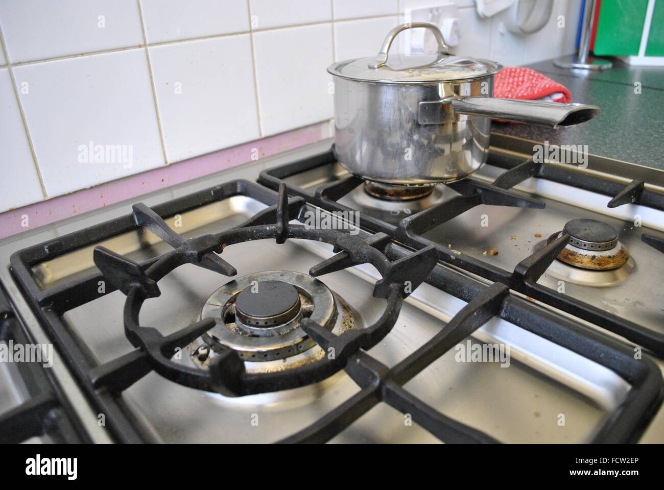 Dirty cooker hob hires stock photography and images Alamy