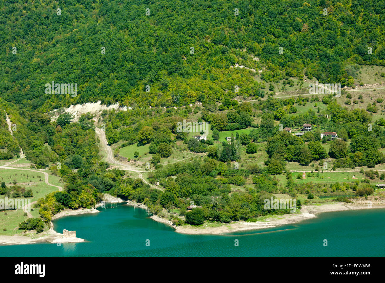 Georgien, Mtskheta-Mtianeti, Ananuri, Shinvali-Stausee an der georgischen Heeresstrasse Stock Photo