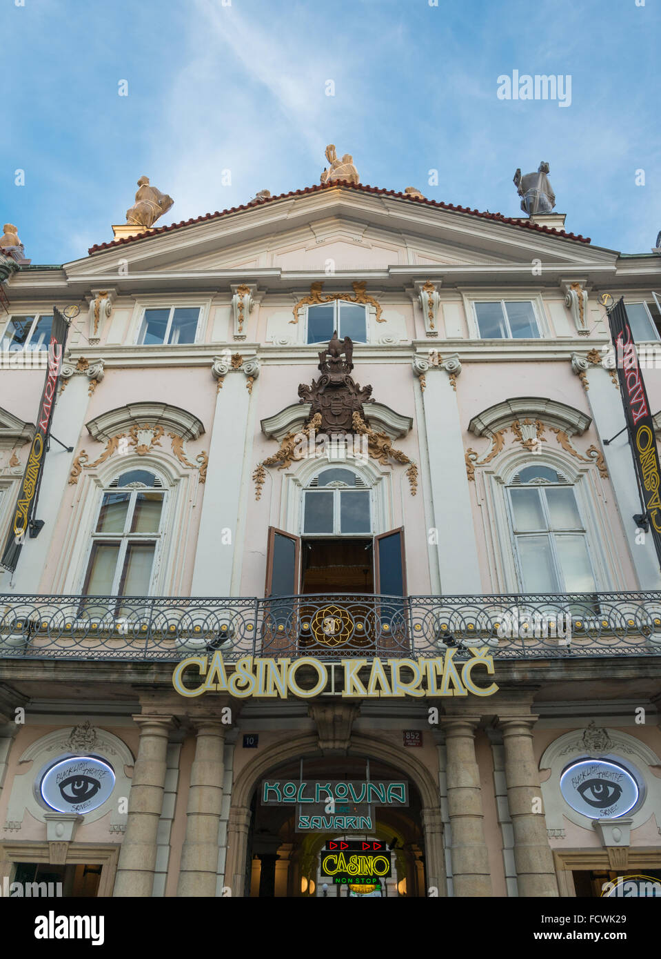 Palais Palais