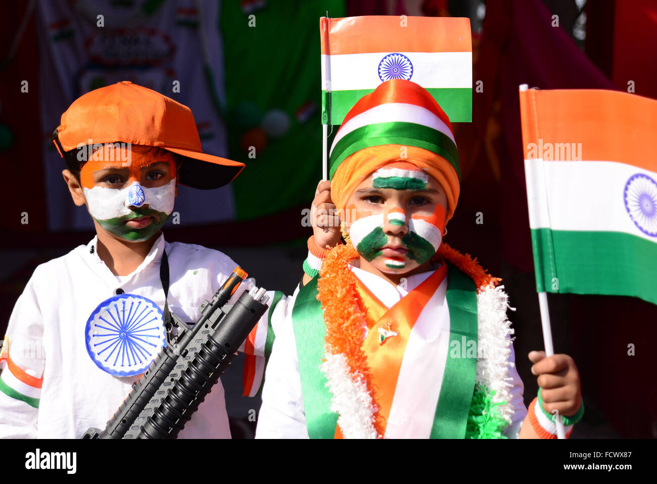 Rajasthan, India. 25th Jan, 2016. Indian children paint the tricolor of ...