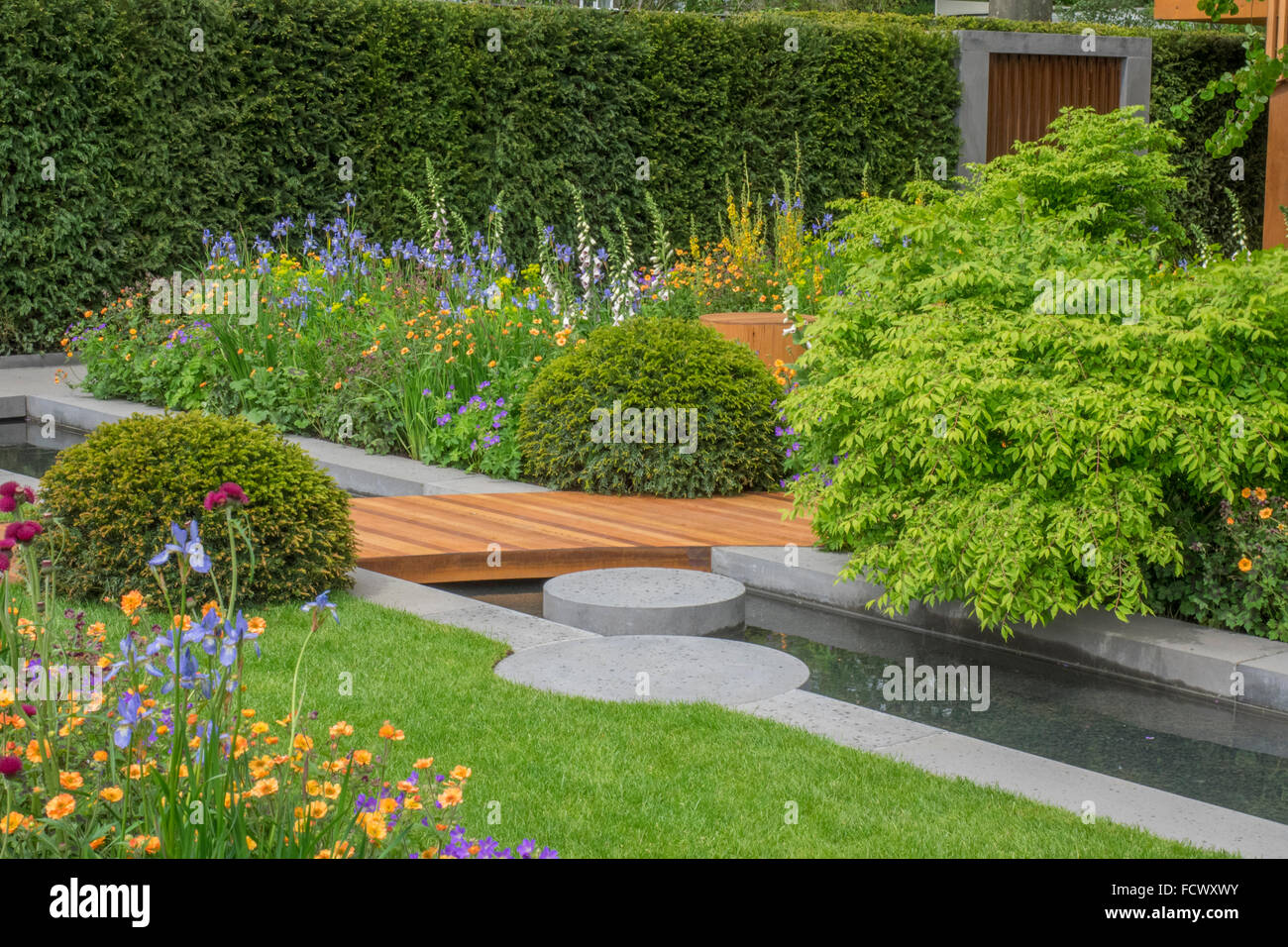 The Homebase garden Urban retreat designed by Adam Frost. RHS Chelsea