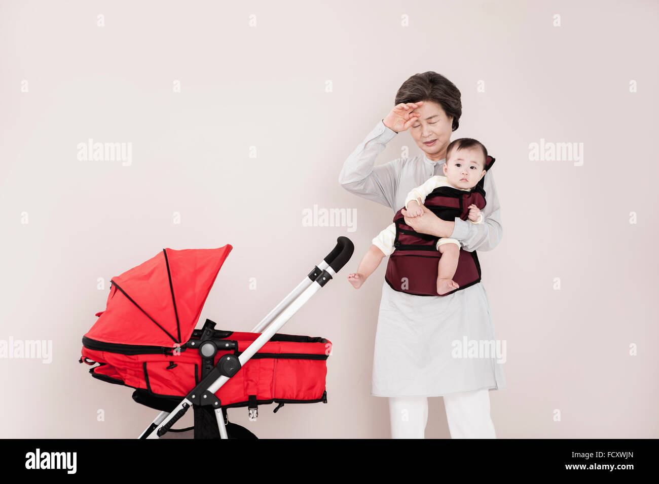Old woman taking care hi-res stock photography and images - Alamy