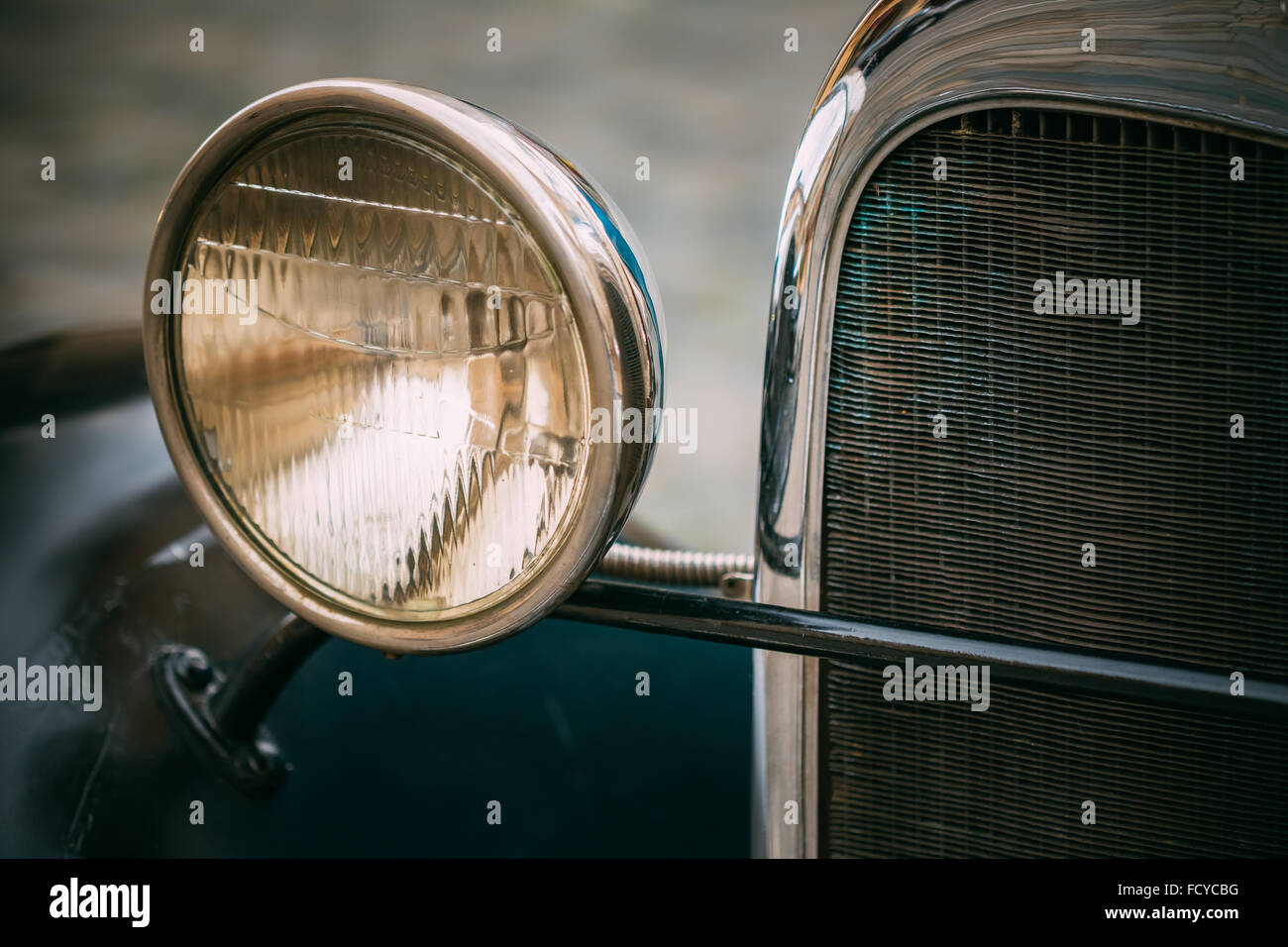 1920s car headlights hi-res stock photography and images - Alamy