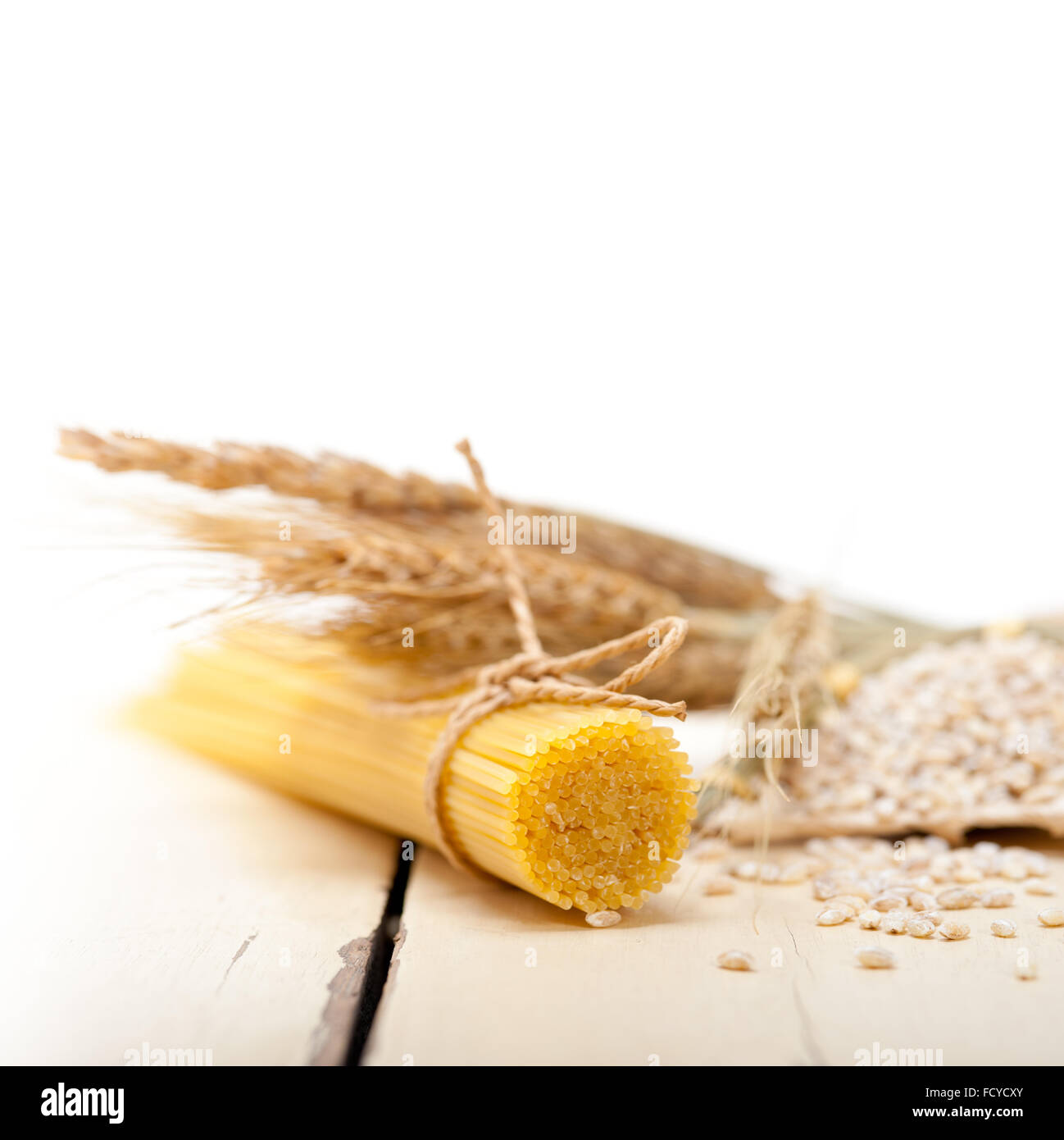 Whole wheat penne pasta hi-res stock photography and images - Page 21 -  Alamy