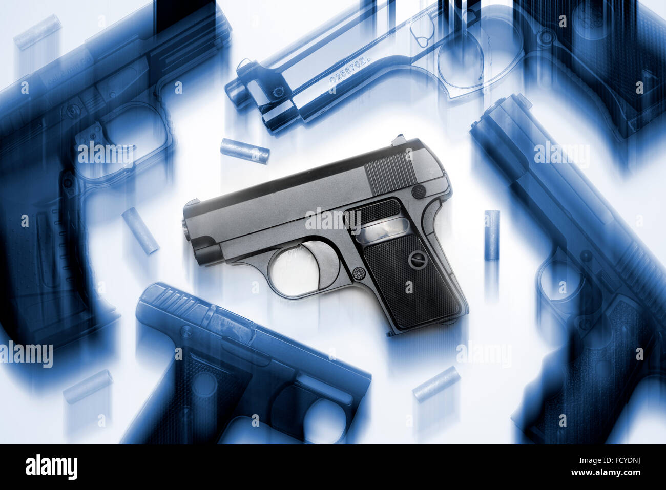 Blank guns and gas pistols Stock Photo - Alamy