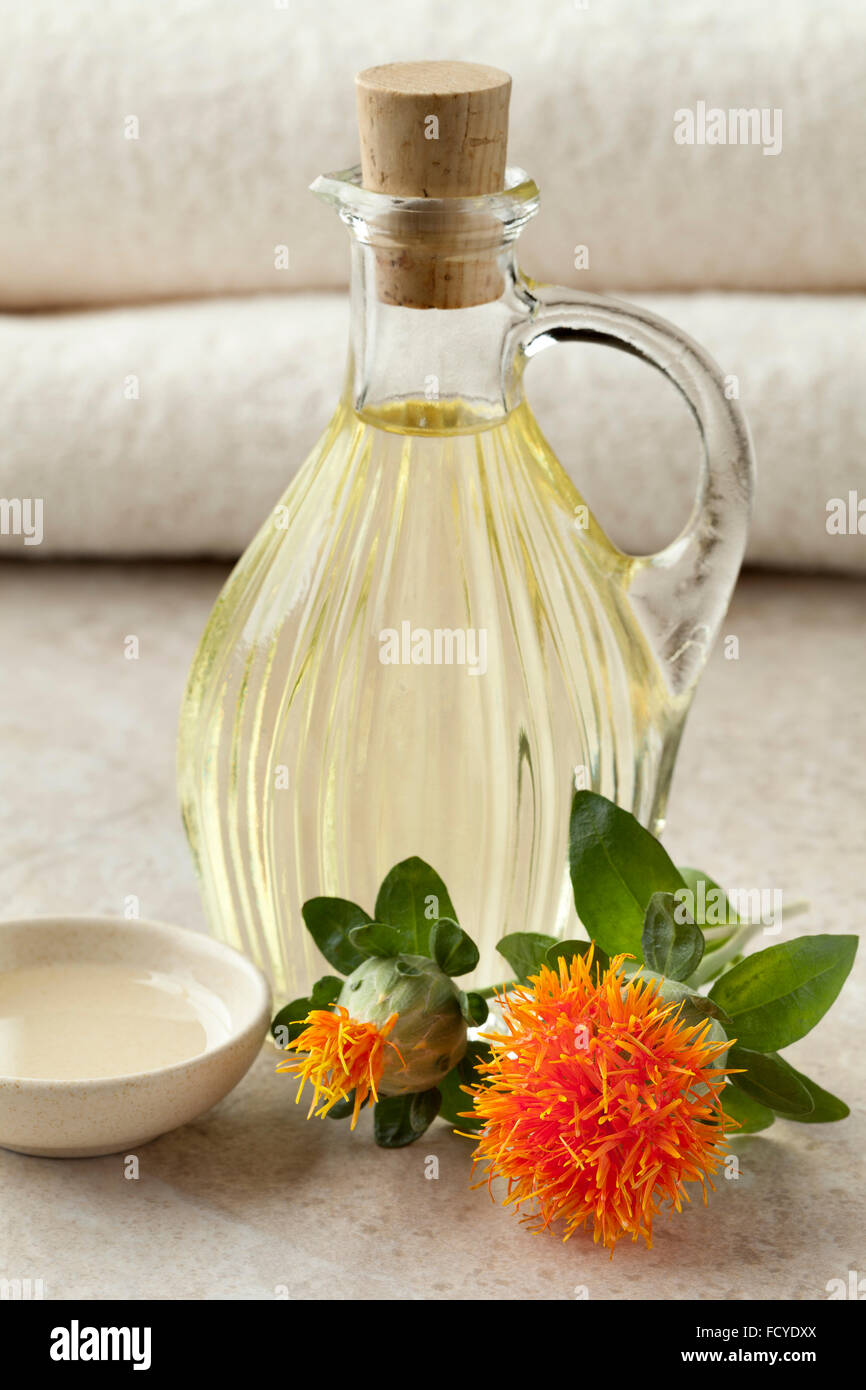 Safflower oil hi-res stock photography and images - Alamy