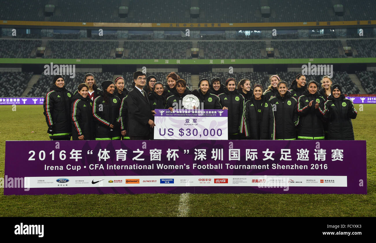 Shenzhen, China's Guangdong Province. 26th Jan, 2016. Team members of Mexico pose for photograph during the awarding ceremony at the 2016 Shenzhen Women's Football International Tournament held in Shenzhen, south China's Guangdong Province, on Jan. 26, 2016. Mexico took the 2nd place. © Mao Siqian/Xinhua/Alamy Live News Stock Photo