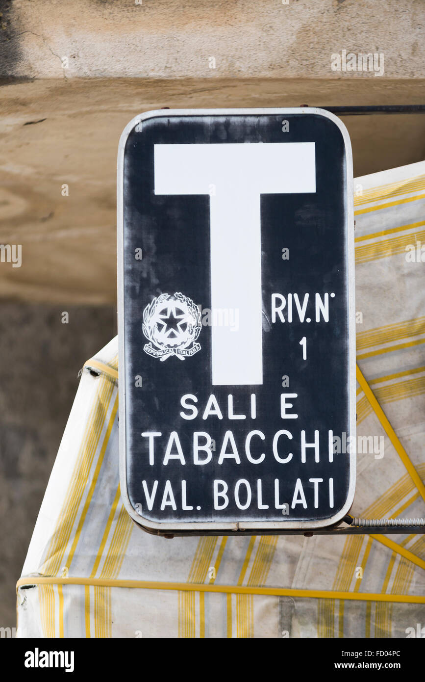 Vintage Italian Sali eTabacchi tobacco sales shop signpost in front of marquee on the facade of a house in Orvieto, Italy Stock Photo