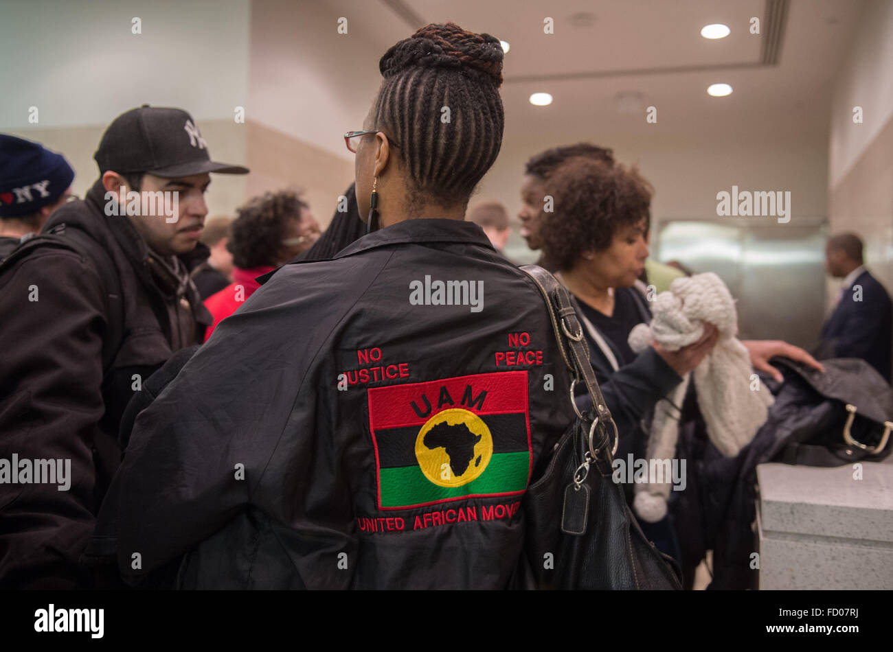New York, NY, USA. 25th Jan, 2016. People line up for a chance to be ...