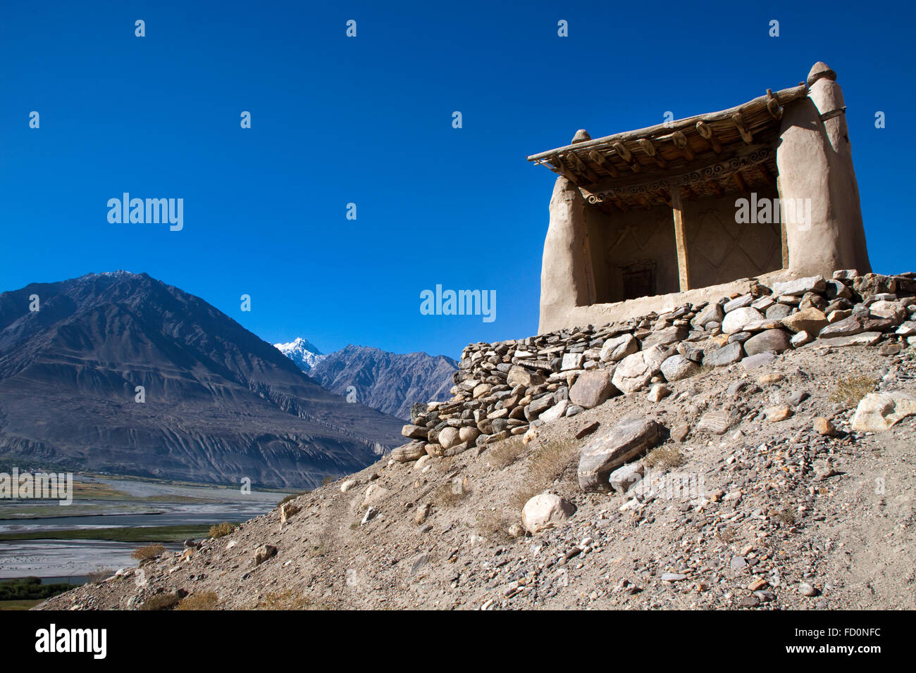 Shrine of Sufi Muboraki Vakhoni in Yamg, Wakhan, Tajikistan, Panj, River, Pamir Stock Photo