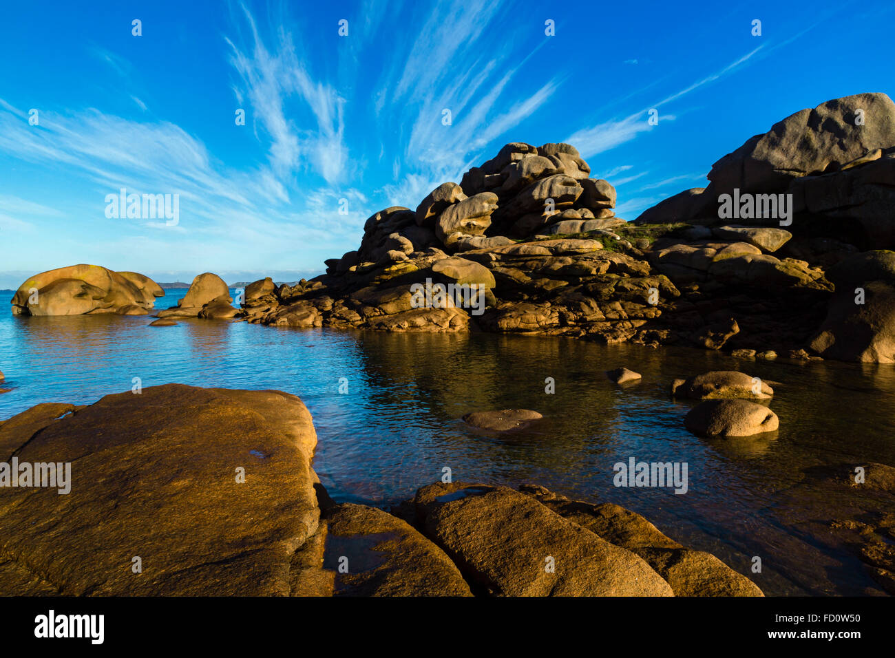 France,Brittany,Cotes d'Armor, the Pink granit coastline at Ploumanach ...
