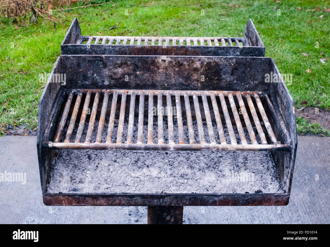 Rusty grill top