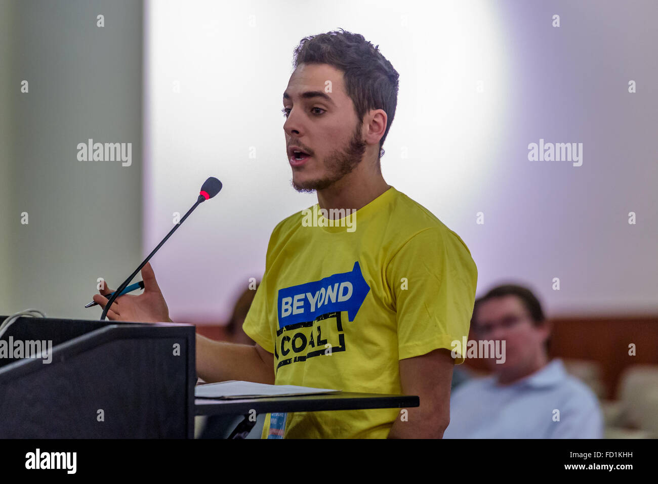 Mineola, United States. 26th Jan, 2016. Dan Sherrell from Beyond Coal/Sierra Club giving testimony at the Public Service Commission hearing in Nassau County, NY © Erik Mc Gregor/Pacific Press/Alamy Live News Stock Photo