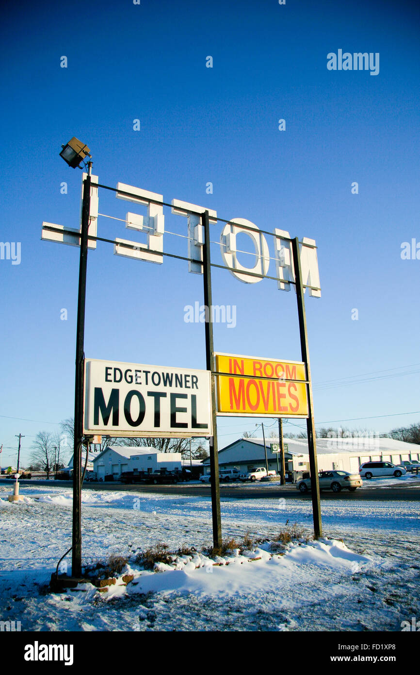 Desoto, Iowa, USA. Sign for the Edgetowner Motel Stock Photo Alamy