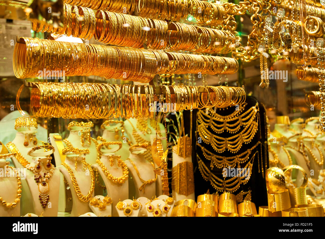 Gold souq bahrain hires stock photography and images Alamy