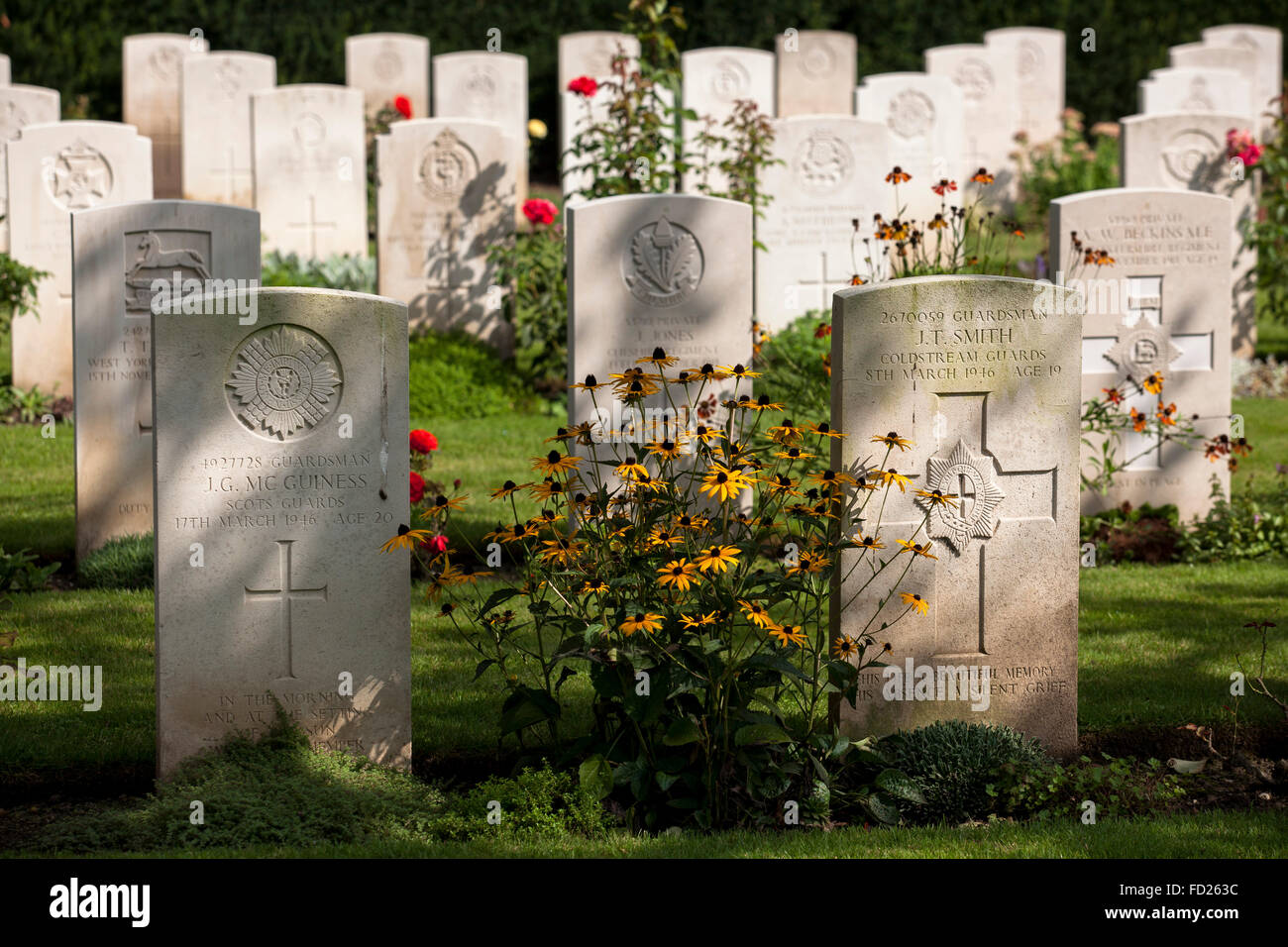 Europe, Germany, North Rhine-Westphalia, Cologne, Commonwealth War Graves Commission Cemetery within Cologne Southern Cemetery i Stock Photo
