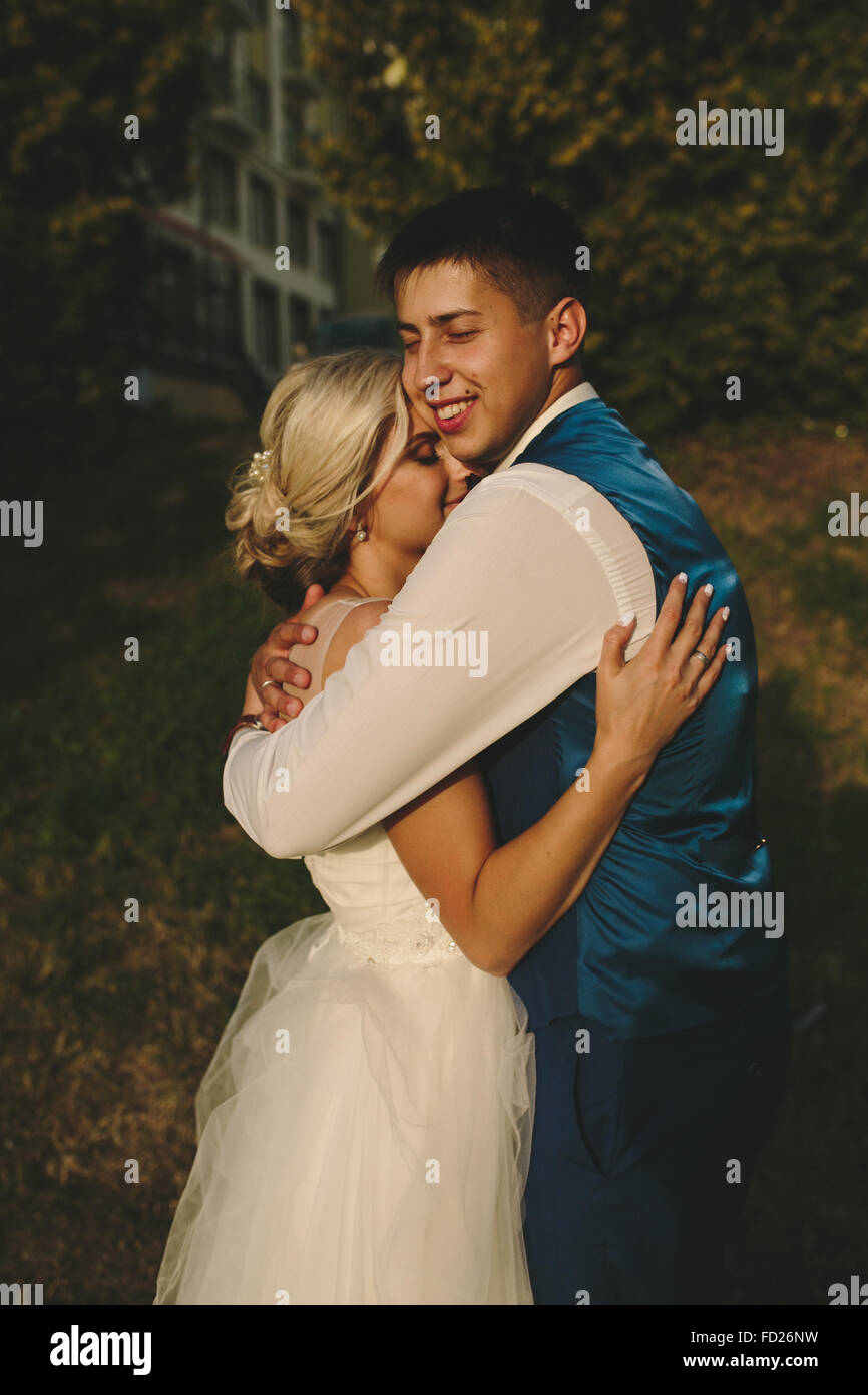 Twilight wedding dress hi-res stock photography and images - Alamy