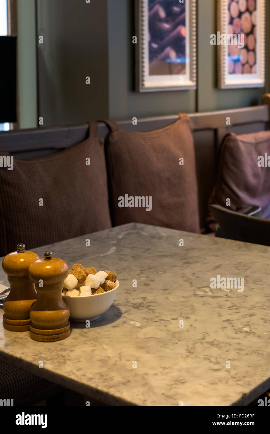 Roman baths kitchen hi-res stock photography and images - Alamy