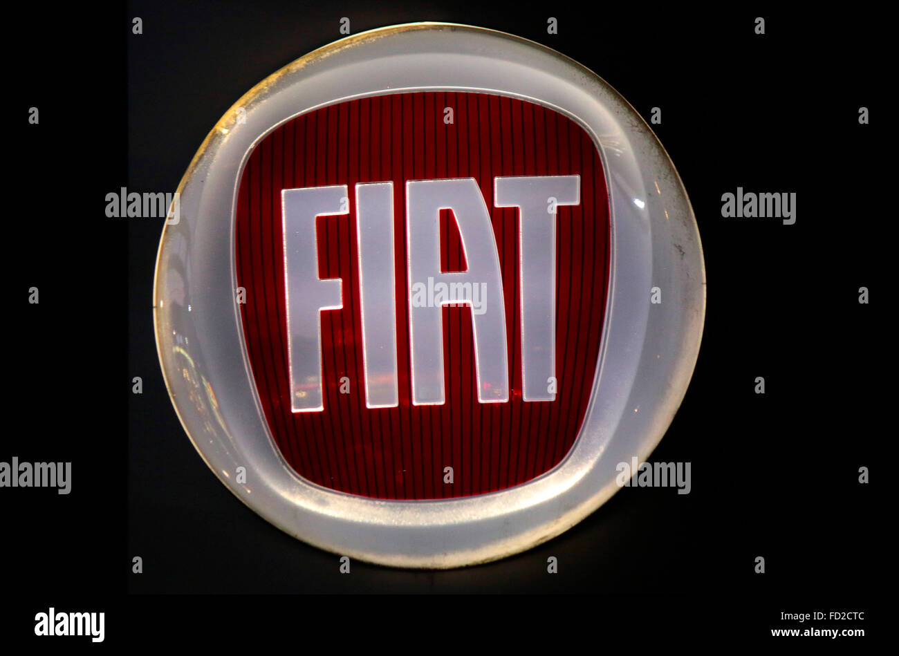 das Logo der Marke 'Fiat', Berlin. Stock Photo
