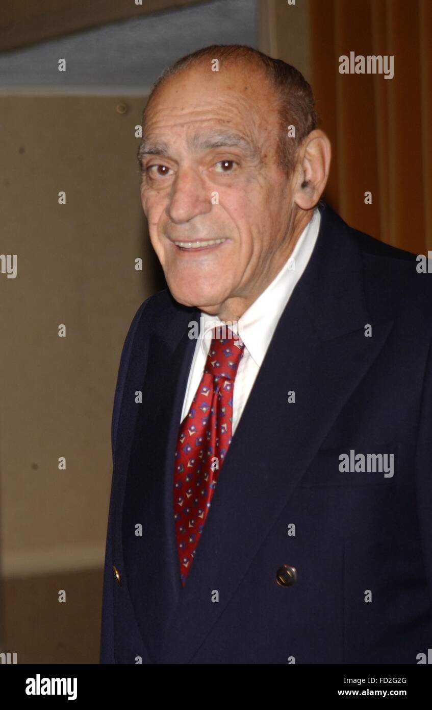 File. 26th Jan, 2016. Actor ABE VIGODA, who played the decrepit ...