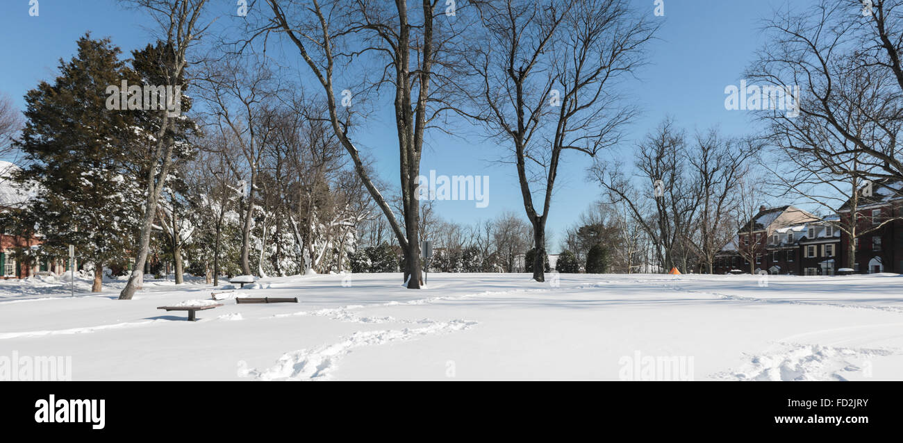 Freezing climates hires stock photography and images Alamy