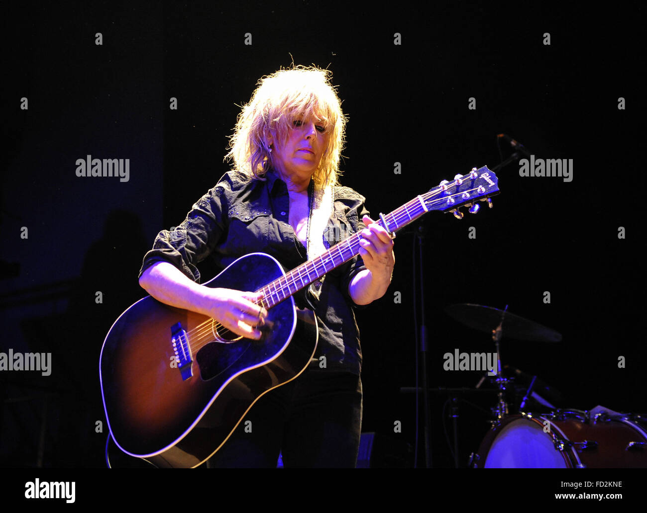 Lucinda williams hi-res stock photography and images - Alamy