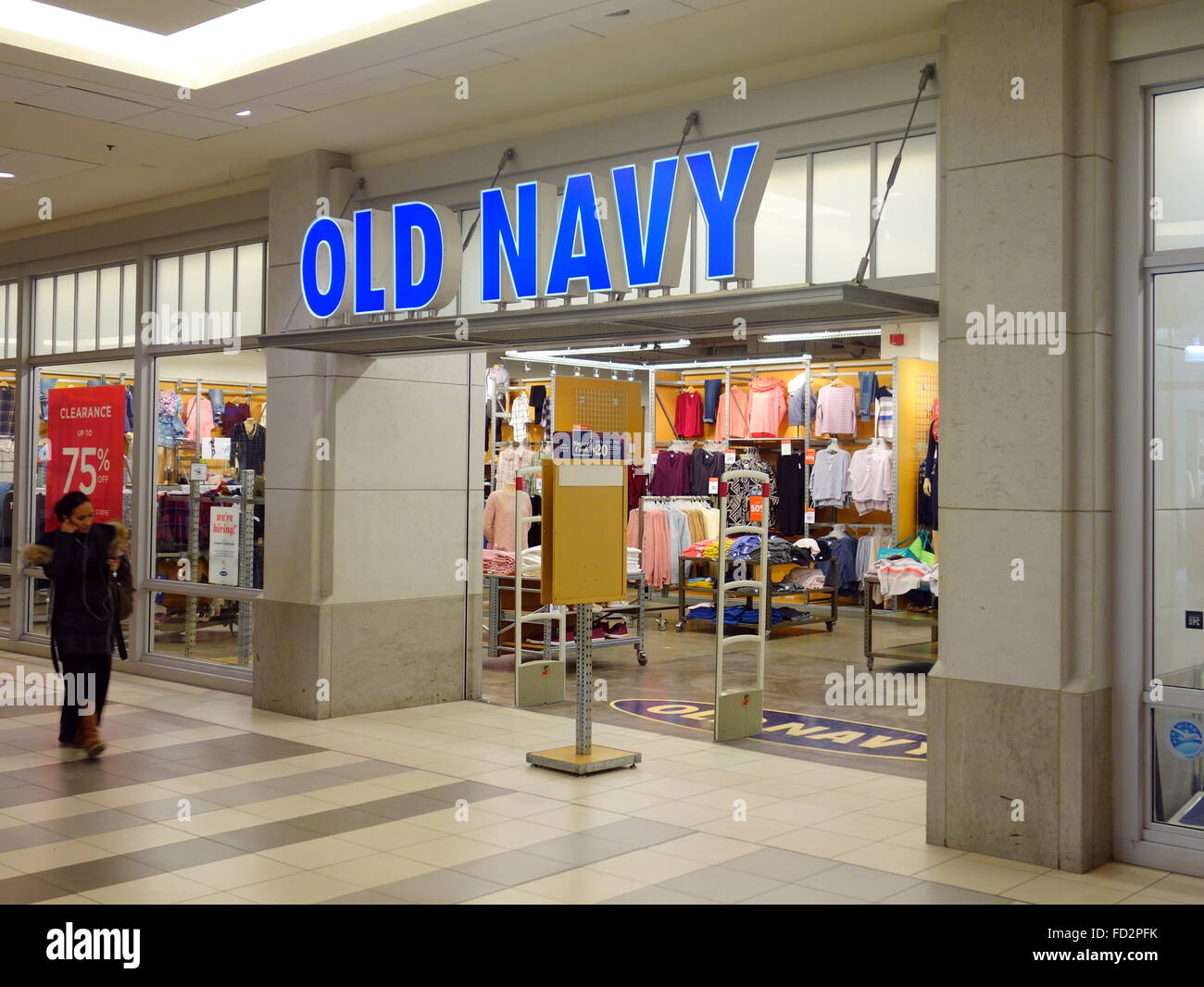 Old Navy store at a mall in Toronto ...