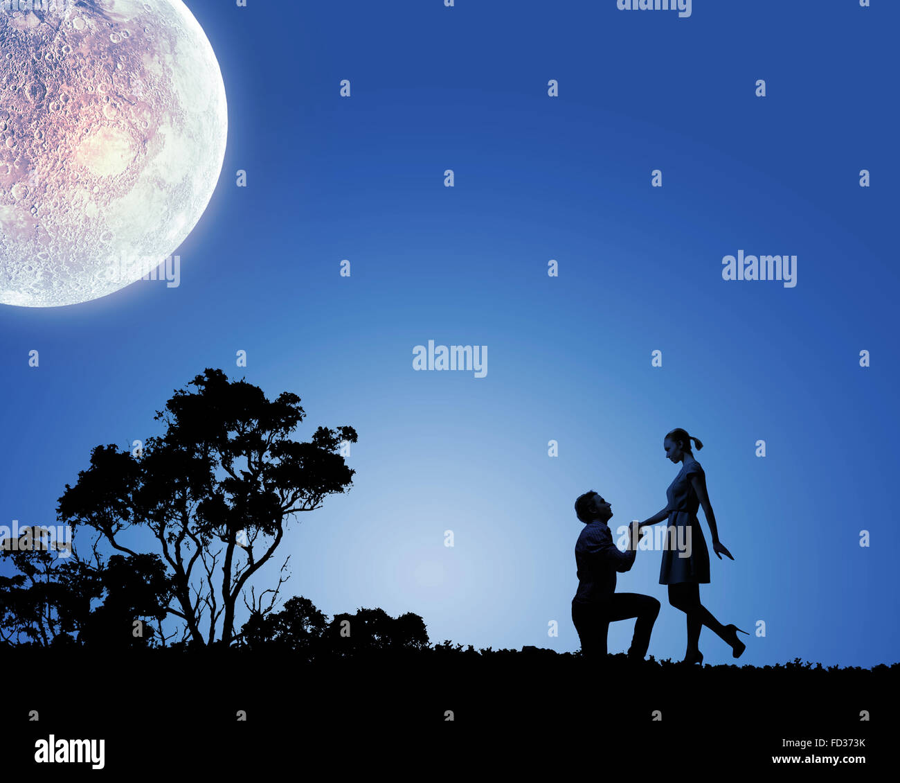Silhouettes of romantic couple under the moon light Stock Photo - Alamy
