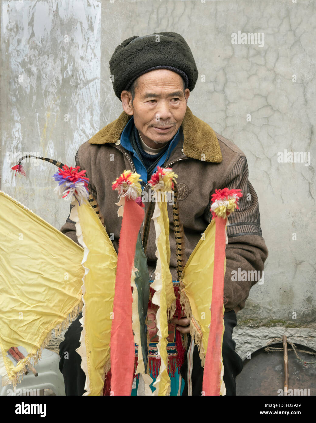 Old Han Ground Opera performer before the performance, Liuguan Old Han Village, Guizhou Province, China Stock Photo