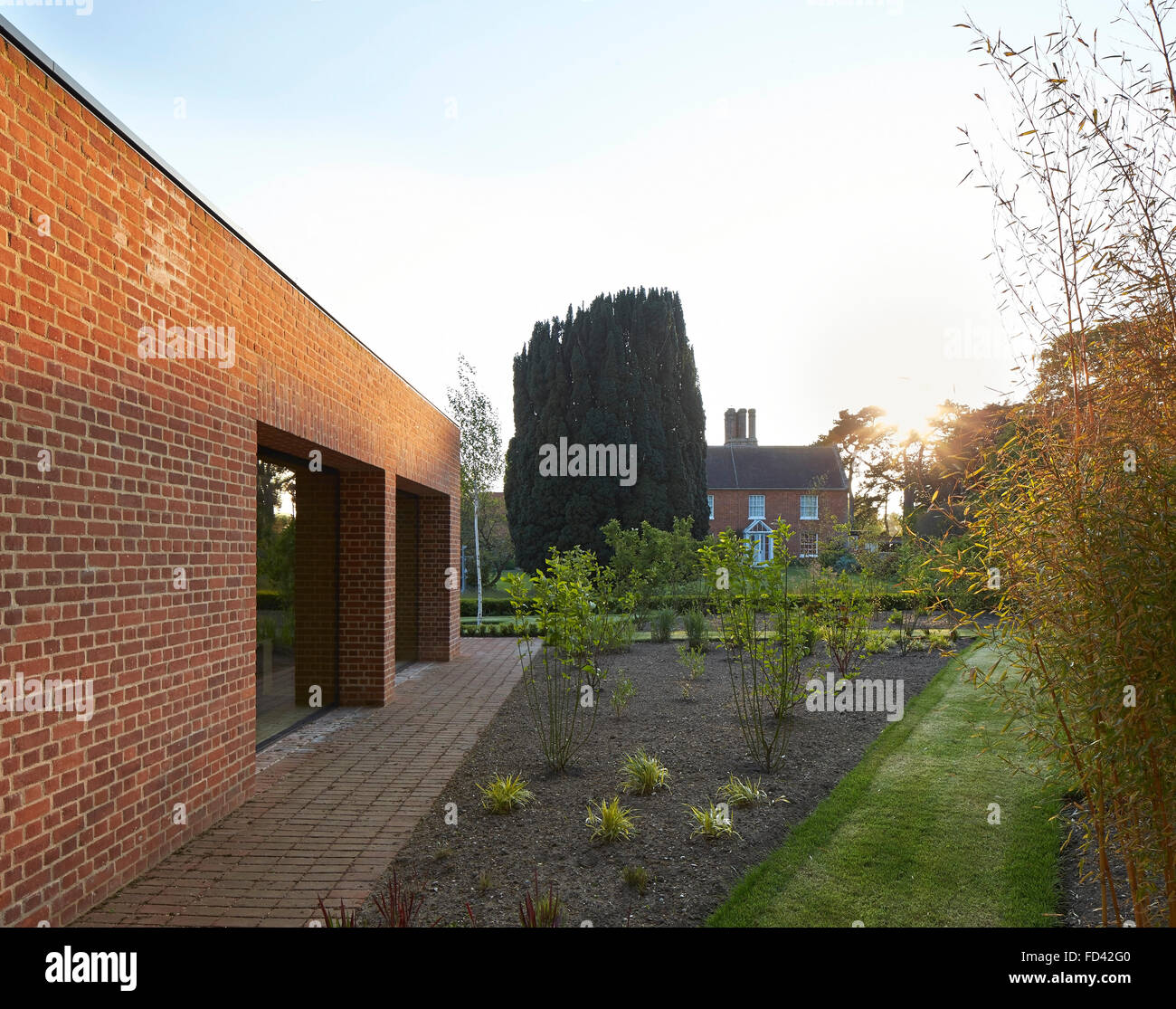 Facade Perspective With View Of Red House Britten Pears - 