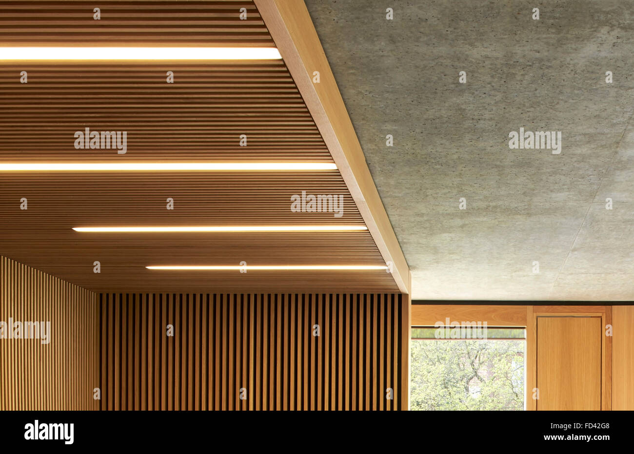 Timber lining and concrete ceiling soffit. Britten-Pears Archive, Aldeburgh, United Kingdom. Architect: Stanton Williams, 2013. Stock Photo