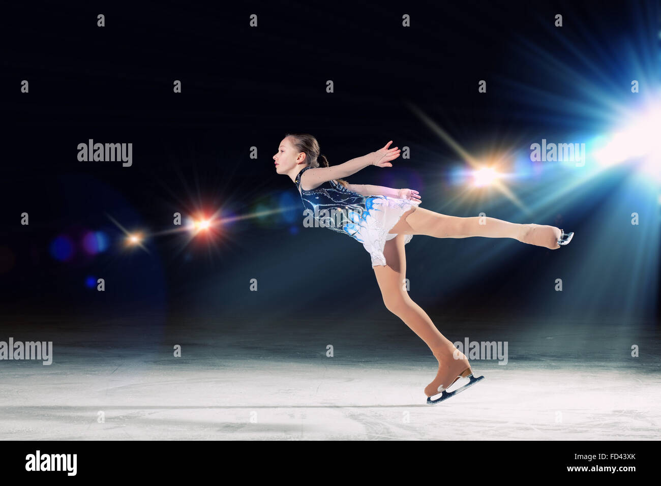 Пируэты на коньках. Фигурное катание на коньках. Бильман фигурное катан е. Фигурное катание элемент бильман. Фотосессия на коньках.