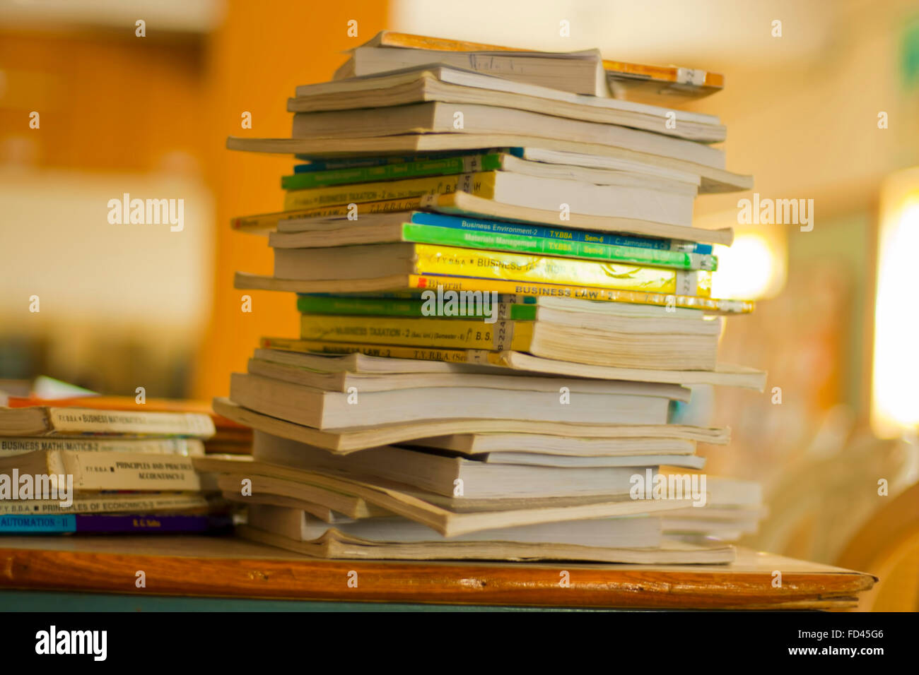 School text books primary hi-res stock photography and images - Alamy