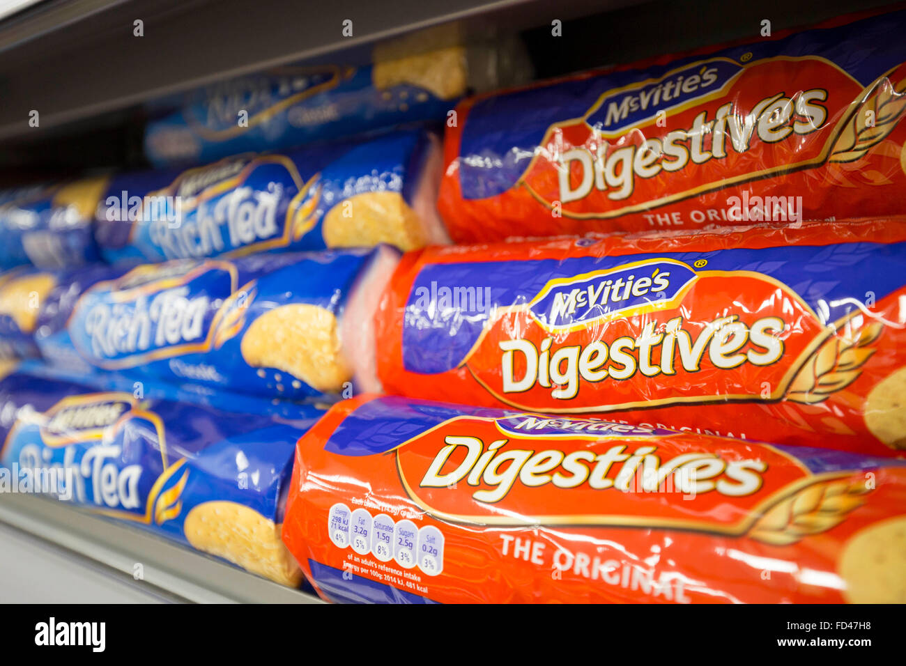 Una scatola di Victoria mcvities biscotti assortiti Foto stock - Alamy