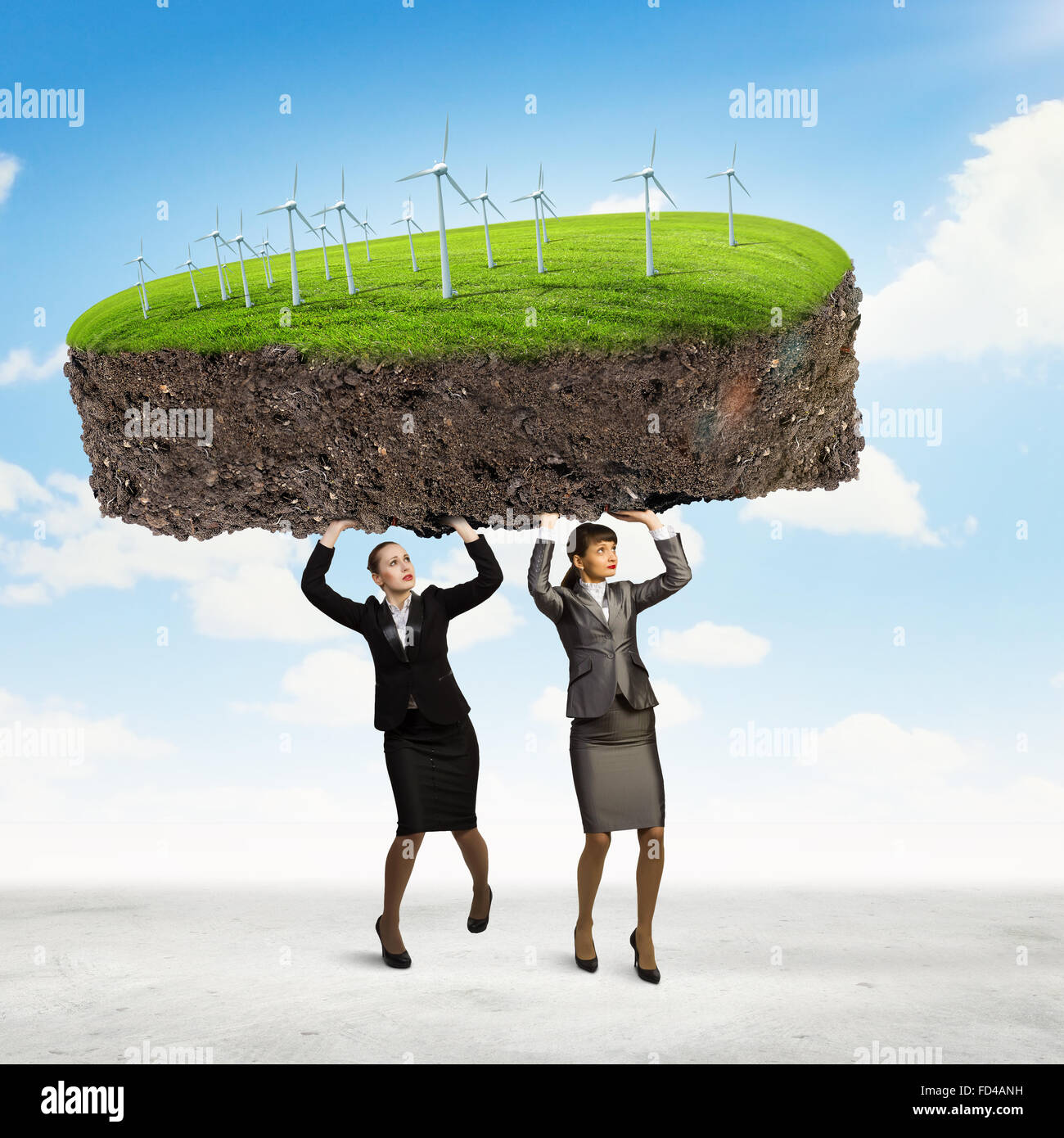 Командная работа. Вместе приподнять. Девушка с поднятыми руками. Вместе приподнять. Лежа на животе прогнуться.