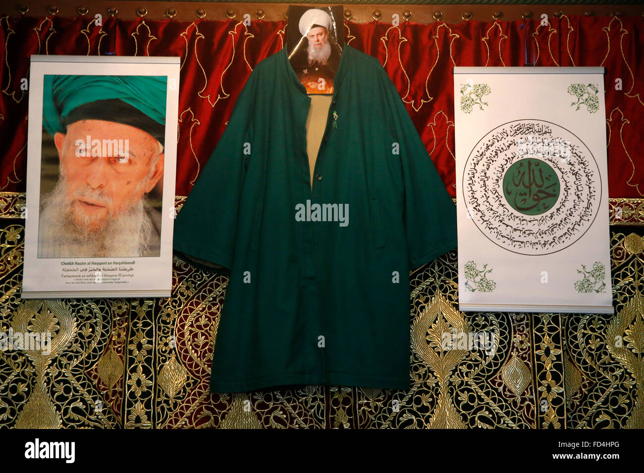 Homage to sufi sheikh Mawlana Shaykh Nazim Al Haqqani at the Paris