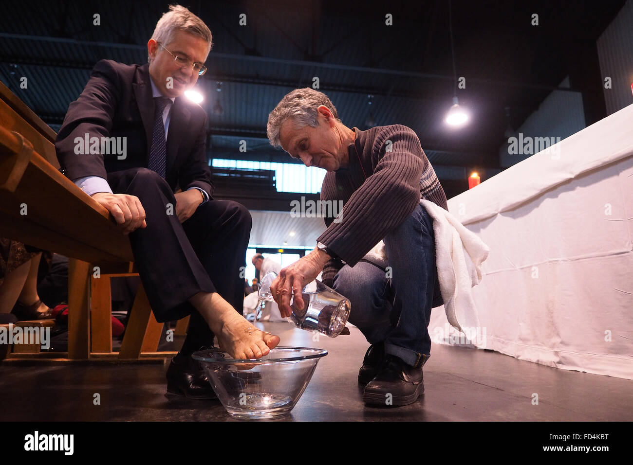 Holy Thursday Washing Of The Feet Stock Photo Alamy