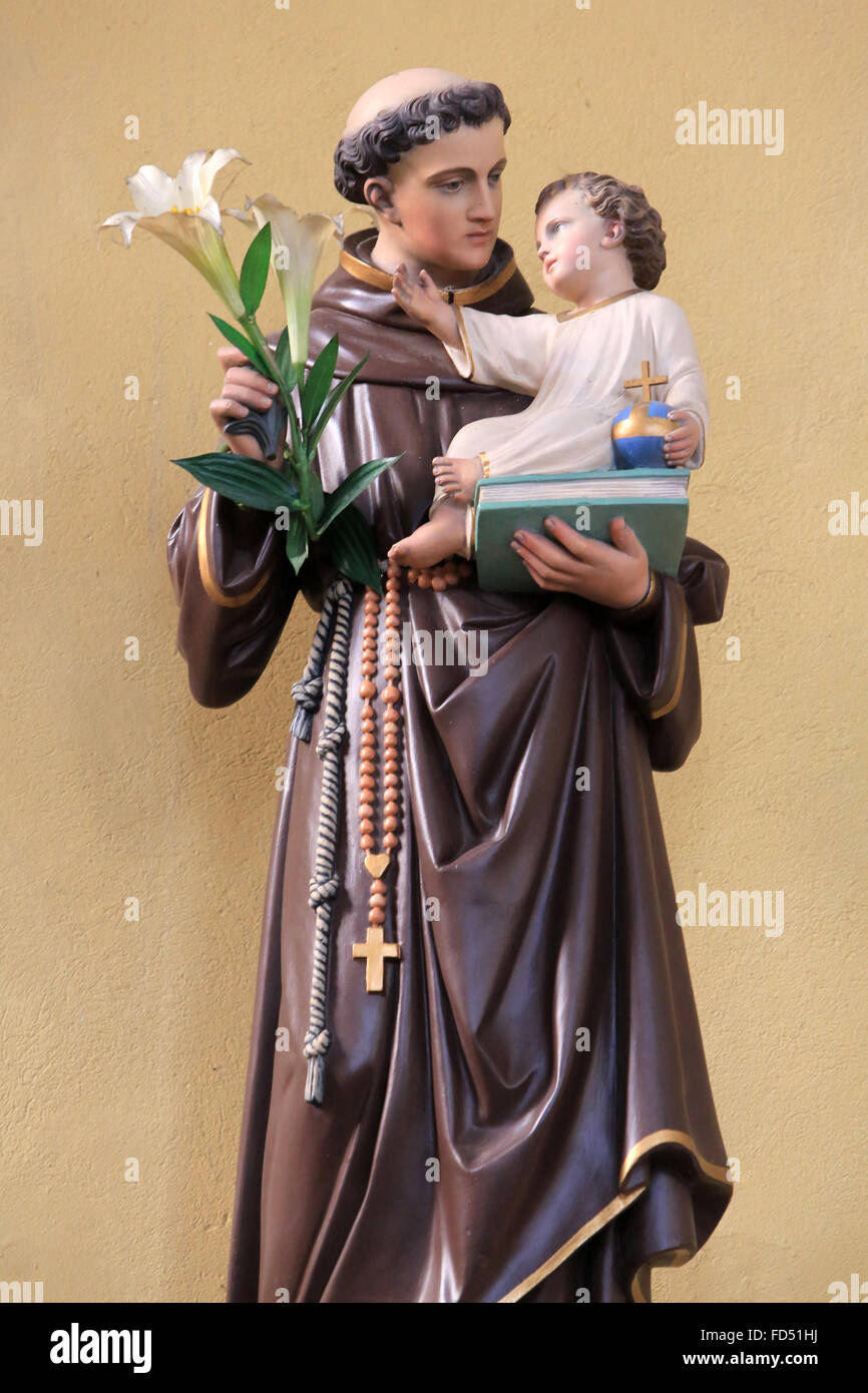 St. Anthony of Padua Stock Photo - Alamy