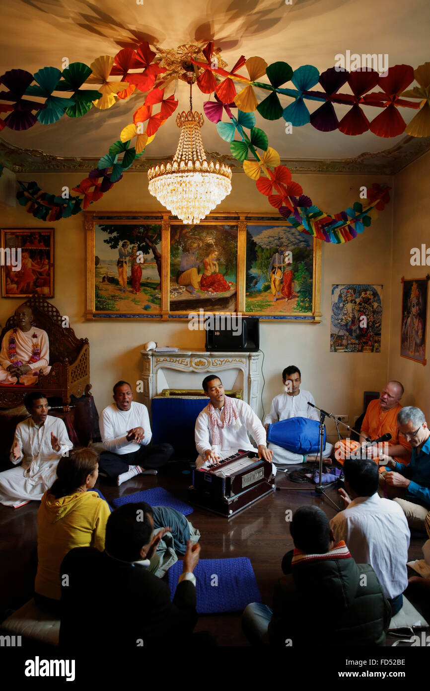 Festival of the Holy Name in an ISKCON temple. Mantra chanting Stock