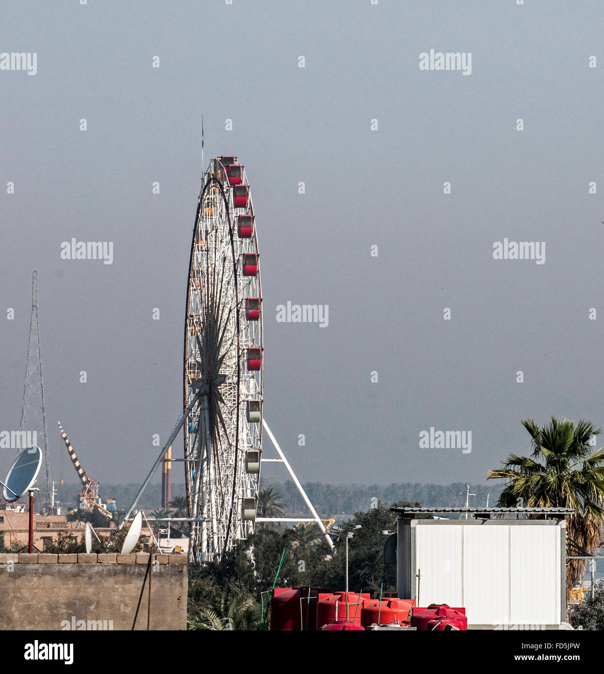 Ferris wheel in Basra, Iraq Stock Photo - Alamy