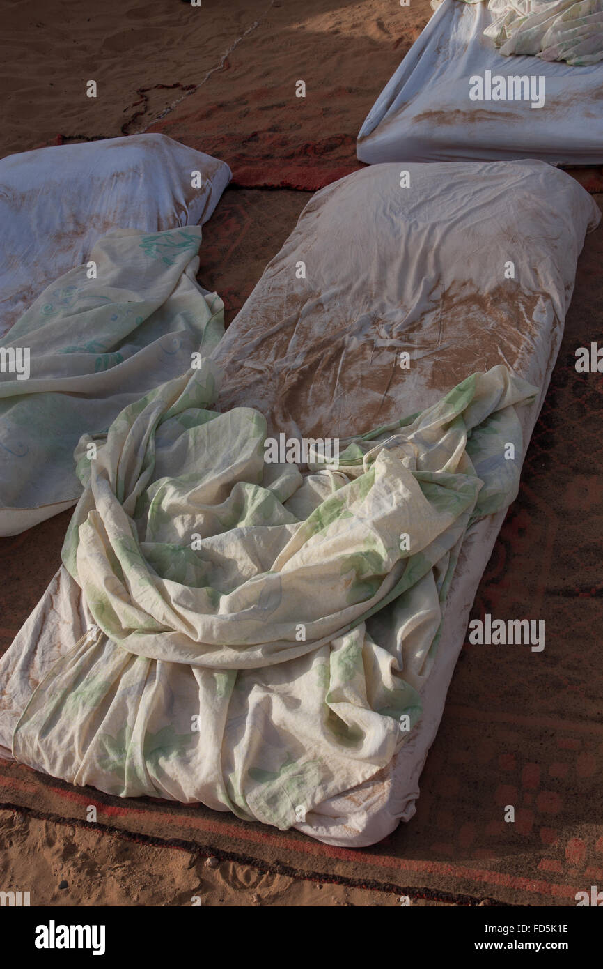 Dirty mattress hires stock photography and images Alamy